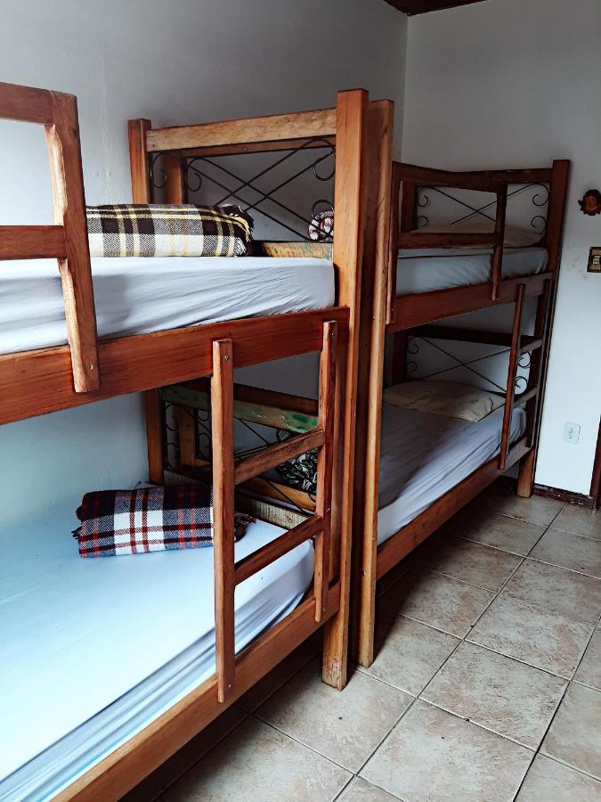 Hospedaria E Hostel Da Deia โอว์โรเปรโต ภายนอก รูปภาพ